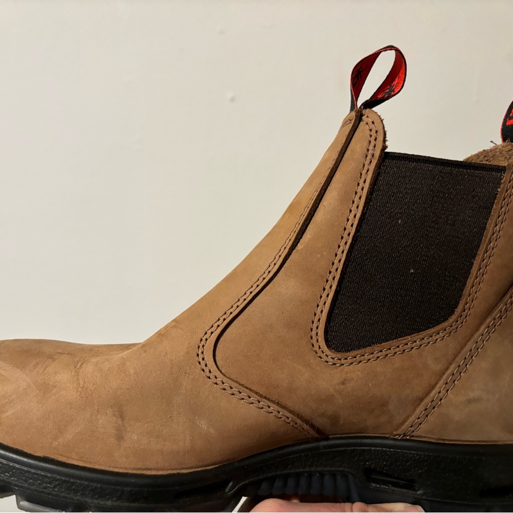 Redback never worn boots like blundstones  10 1/2 Australian